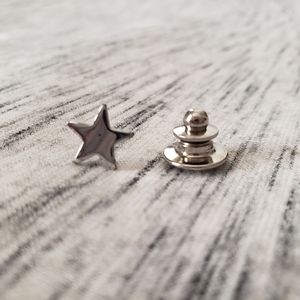 Small Five Point Star Pin